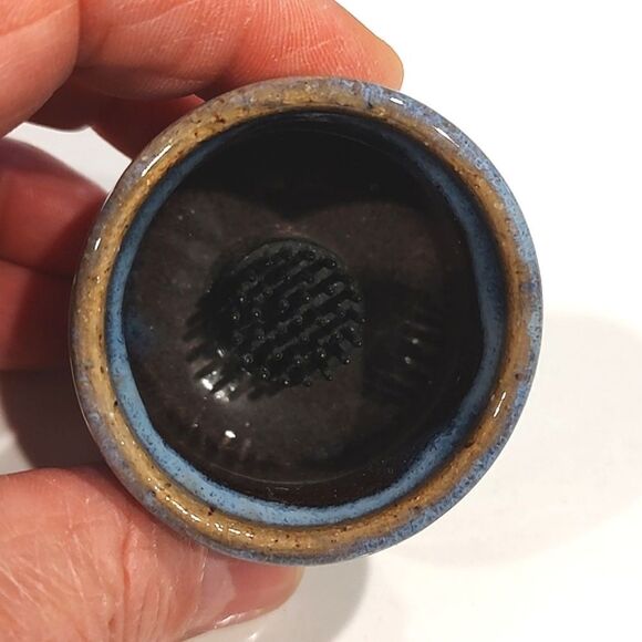 Hand Crafted Small Art Pottery Ichibana Flower Frog Vase Artist Signed - Picture 2 of 6